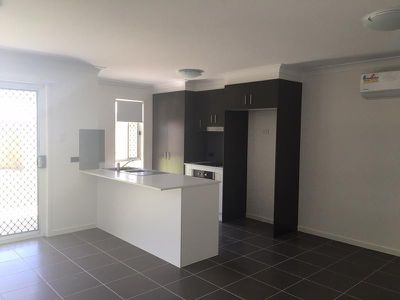 2 / 47 Orlando Drive, Coomera