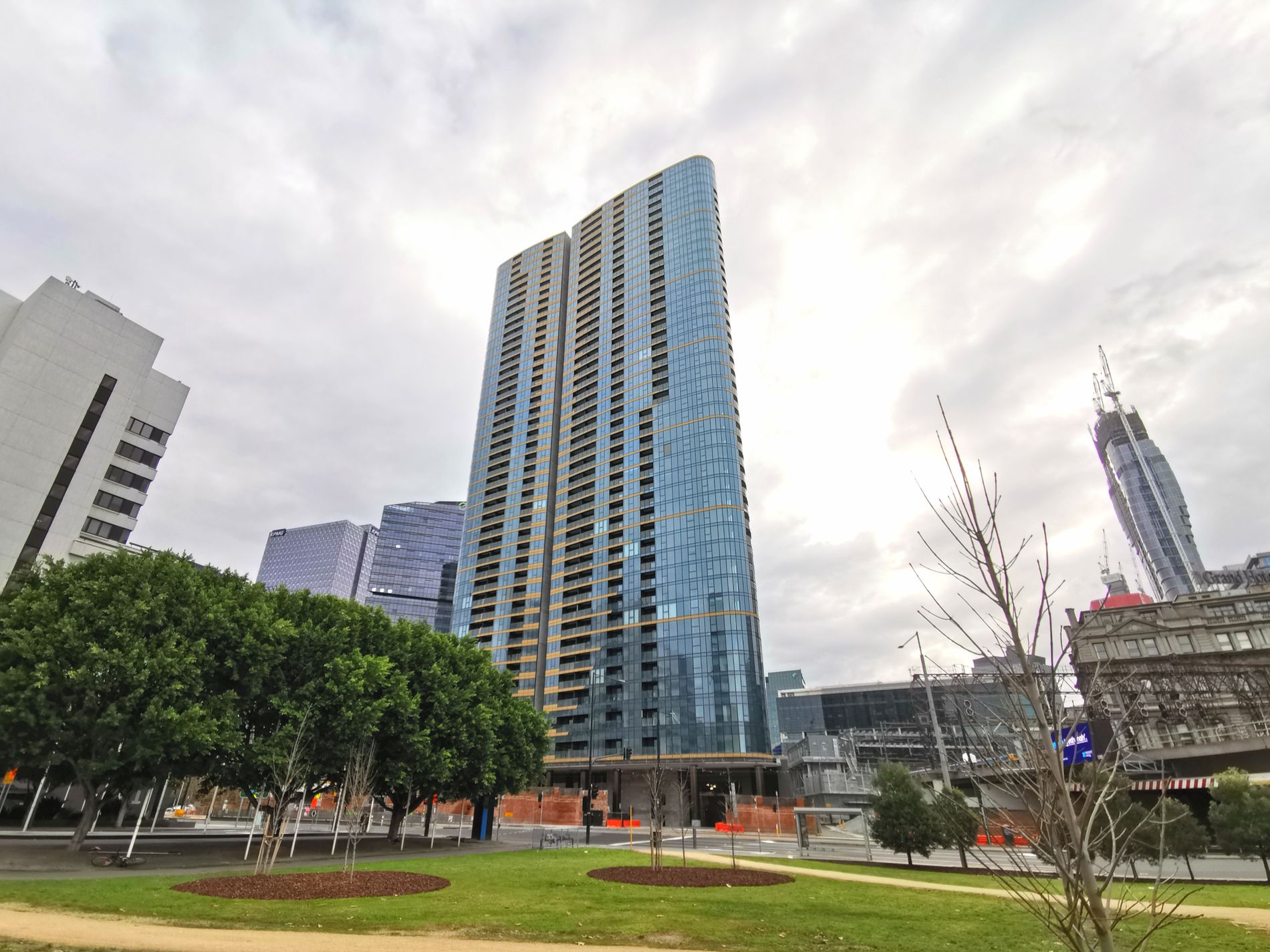 2010 / 628 Flinders Street, Docklands