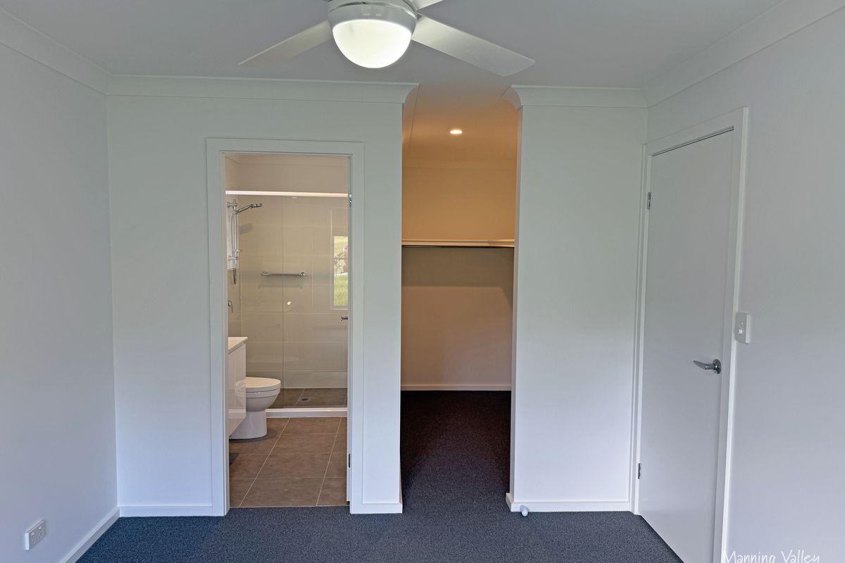 1&2 / 5 Melinga Place, Taree
