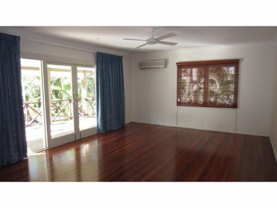 174 Stanley Terrace, Taringa