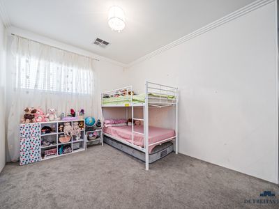 11 Bayview Terrace, Yangebup