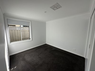 93 Champagne Drive, Dubbo