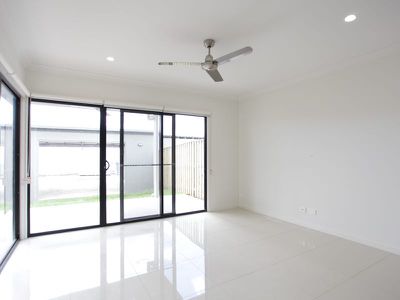 45 Eagle Parade, Rochedale