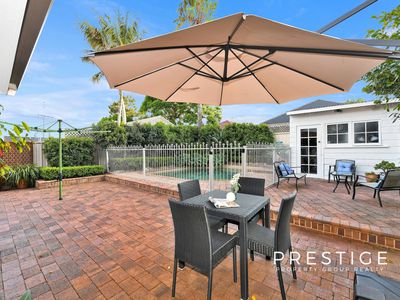 4 Perrys Avenue, Bexley