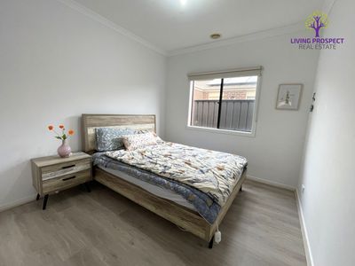 58 Regal Road, Point Cook