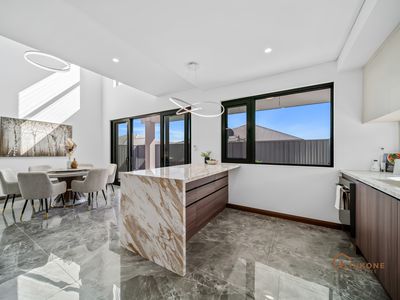 40 Maxillaria Vista, Treeby