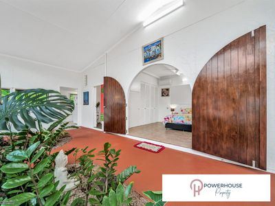 36 Maud Street, Flying Fish Point