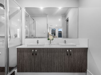 24 Cadaga Way, Piara Waters