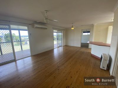 8 Rippingale Street, Moffatdale