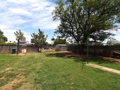 129 Wren Street, Longreach