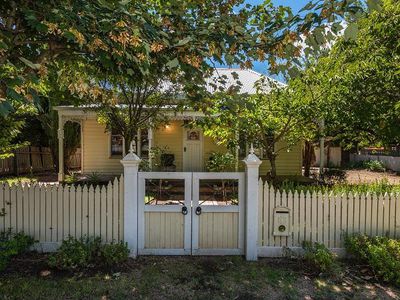 158 Main Street, Romsey