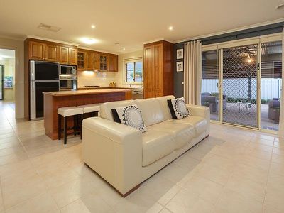 7 PORTA COURT, Wodonga