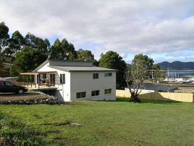 12 Crooke Street, Port Huon