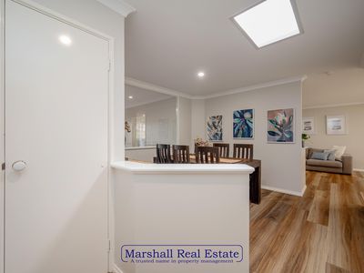 36 Mallina Circuit, Carramar