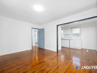 62 & 62A Sadleir Avenue, Sadleir