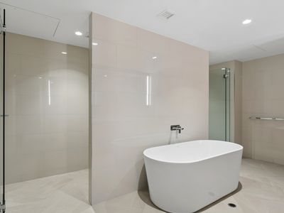 2405 / 1 Geoffrey Bolton Avenue, Perth