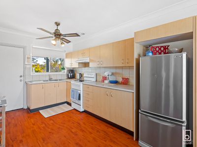 16 Katoomba Avenue, San Remo