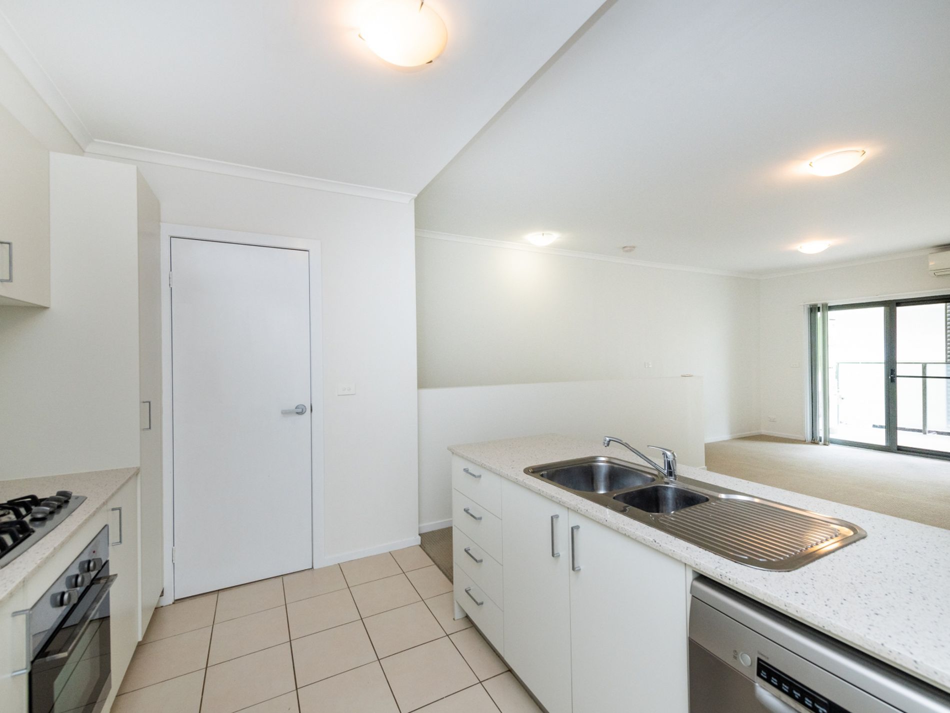 33 / 4 Ross Road, Crestwood