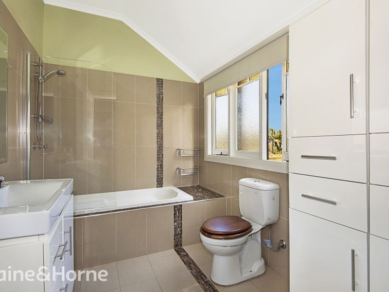 3 Maley Grove, Glenwood