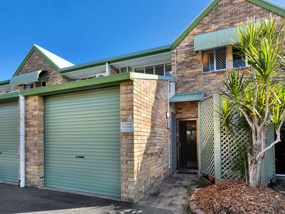 4 / 69 Pease Street, Manoora