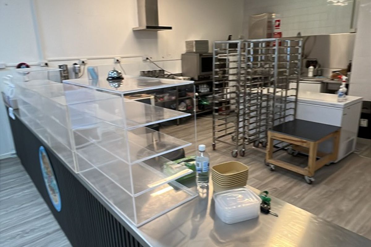 8 / 61 Holdsworth Drive, Narellan