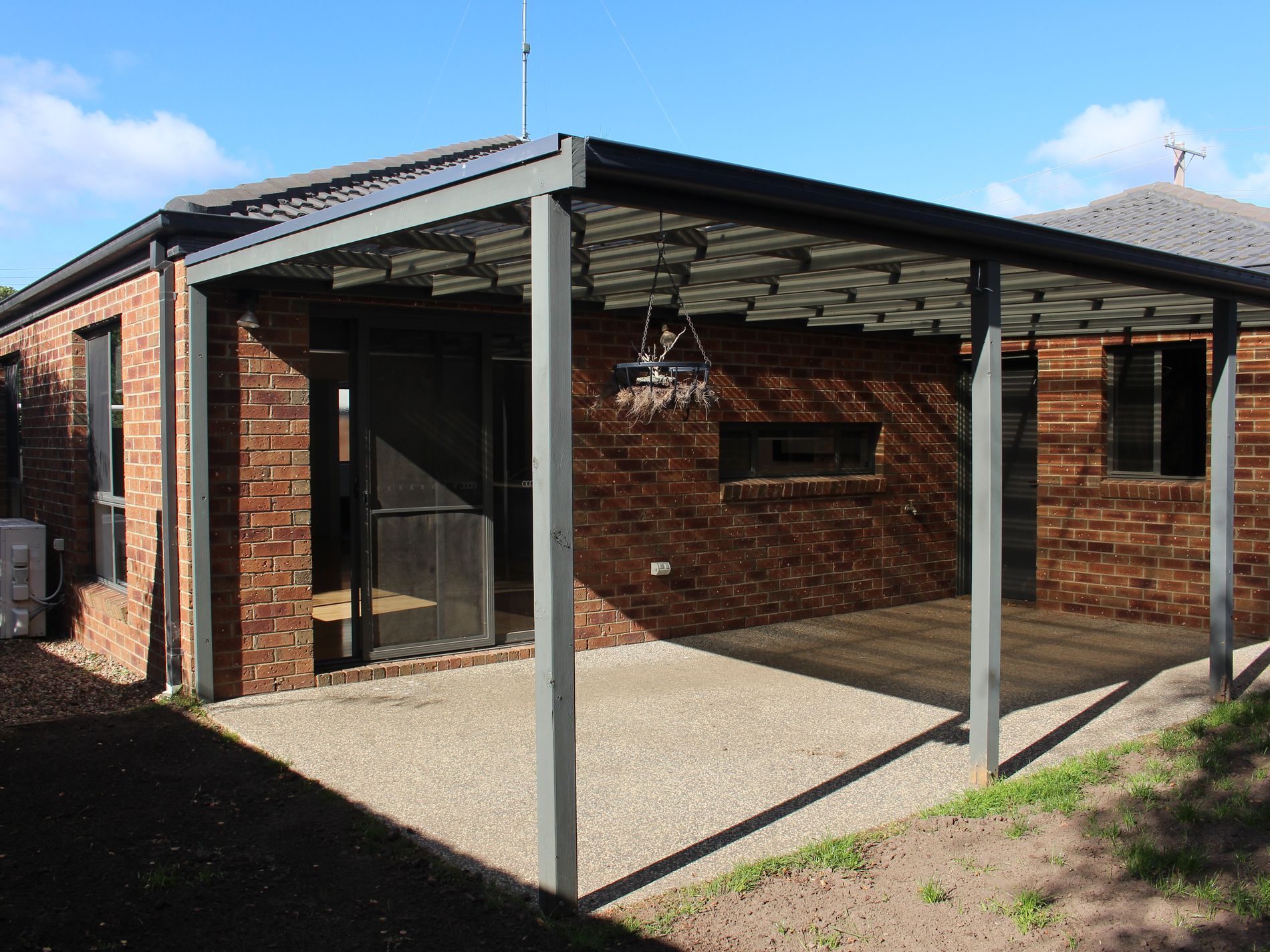 4 Hazelwood Crescent, Leopold