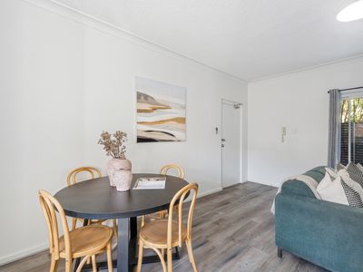 9 / 7-9 L'Estrange Street, Glenside