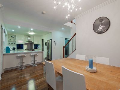 24 Feathertail Pl, Wakerley
