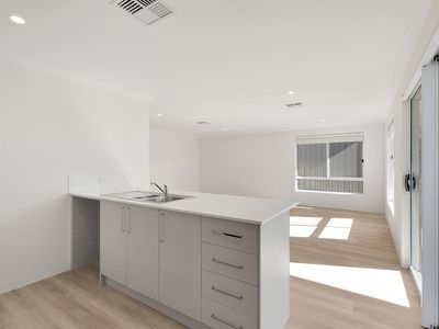 68 Leeward Avenue, Eglinton