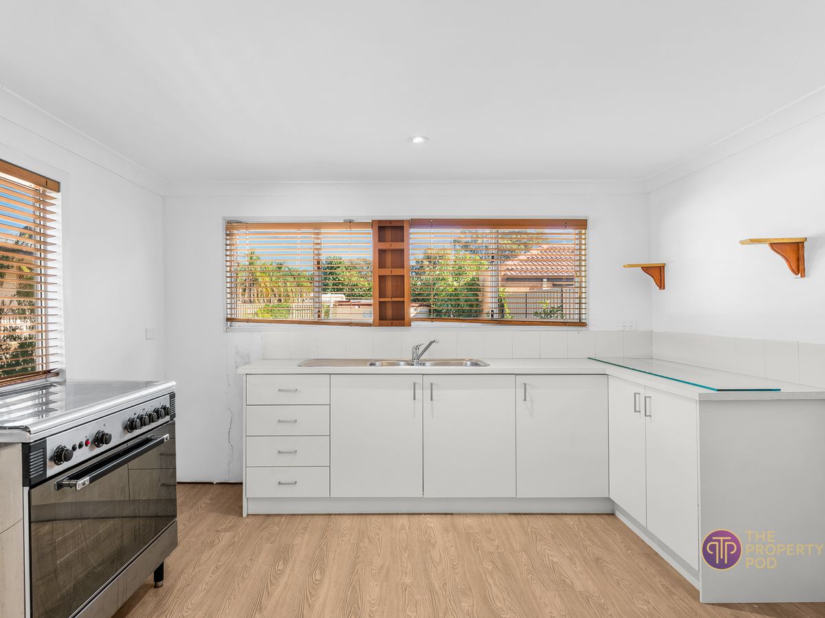 17 Church Street (Studio), Kelmscott