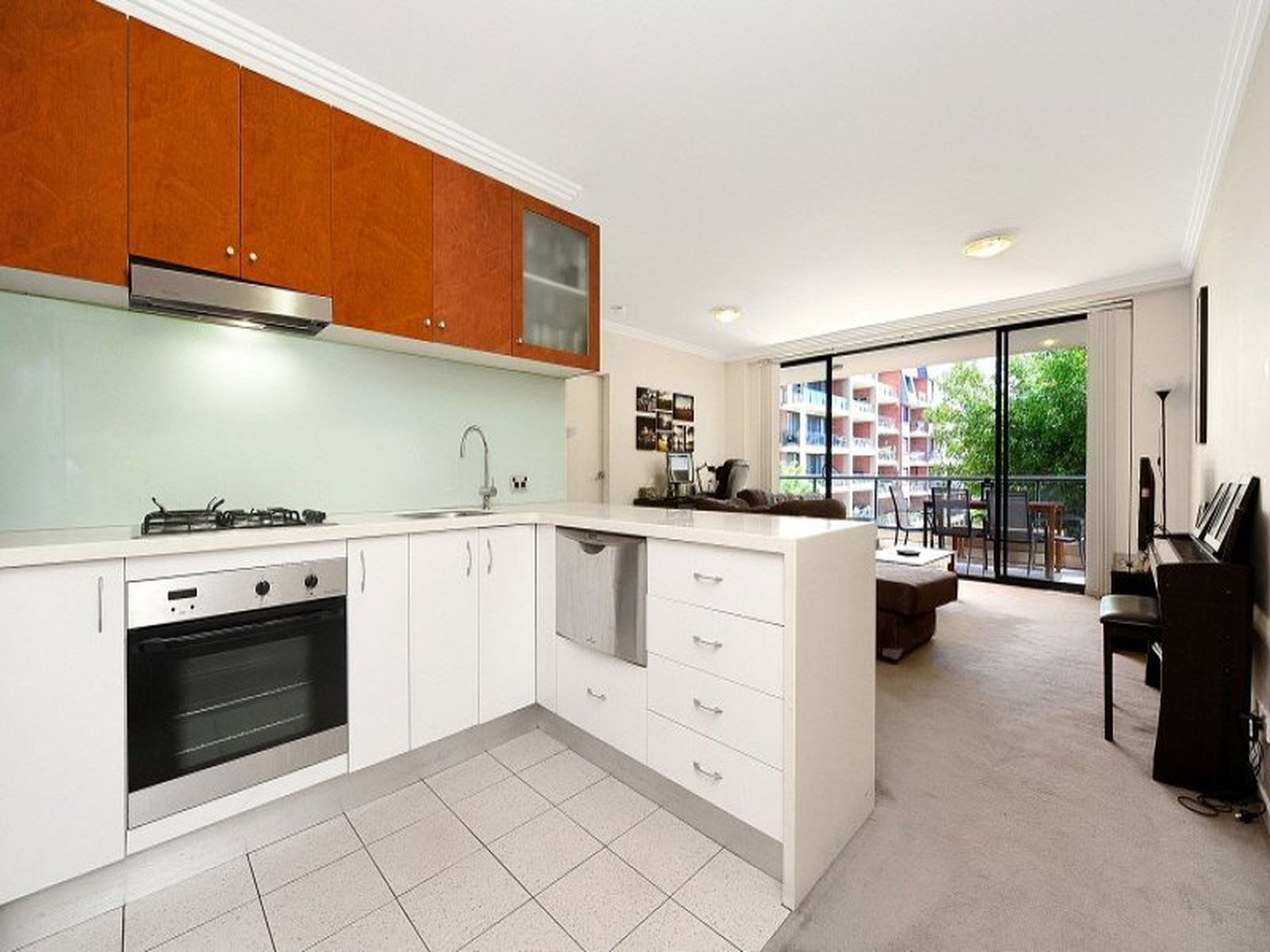 12307 / 177 Mitchell Road, Alexandria