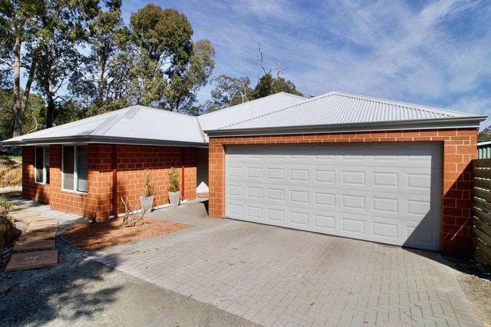 1 Homestead Place , Byford