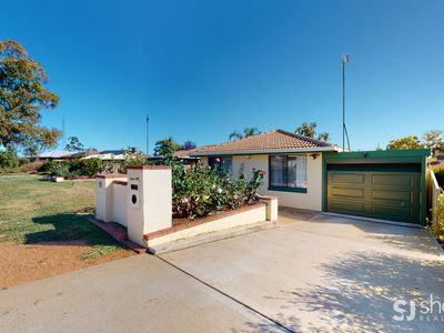 11 Bass Place, Dubbo