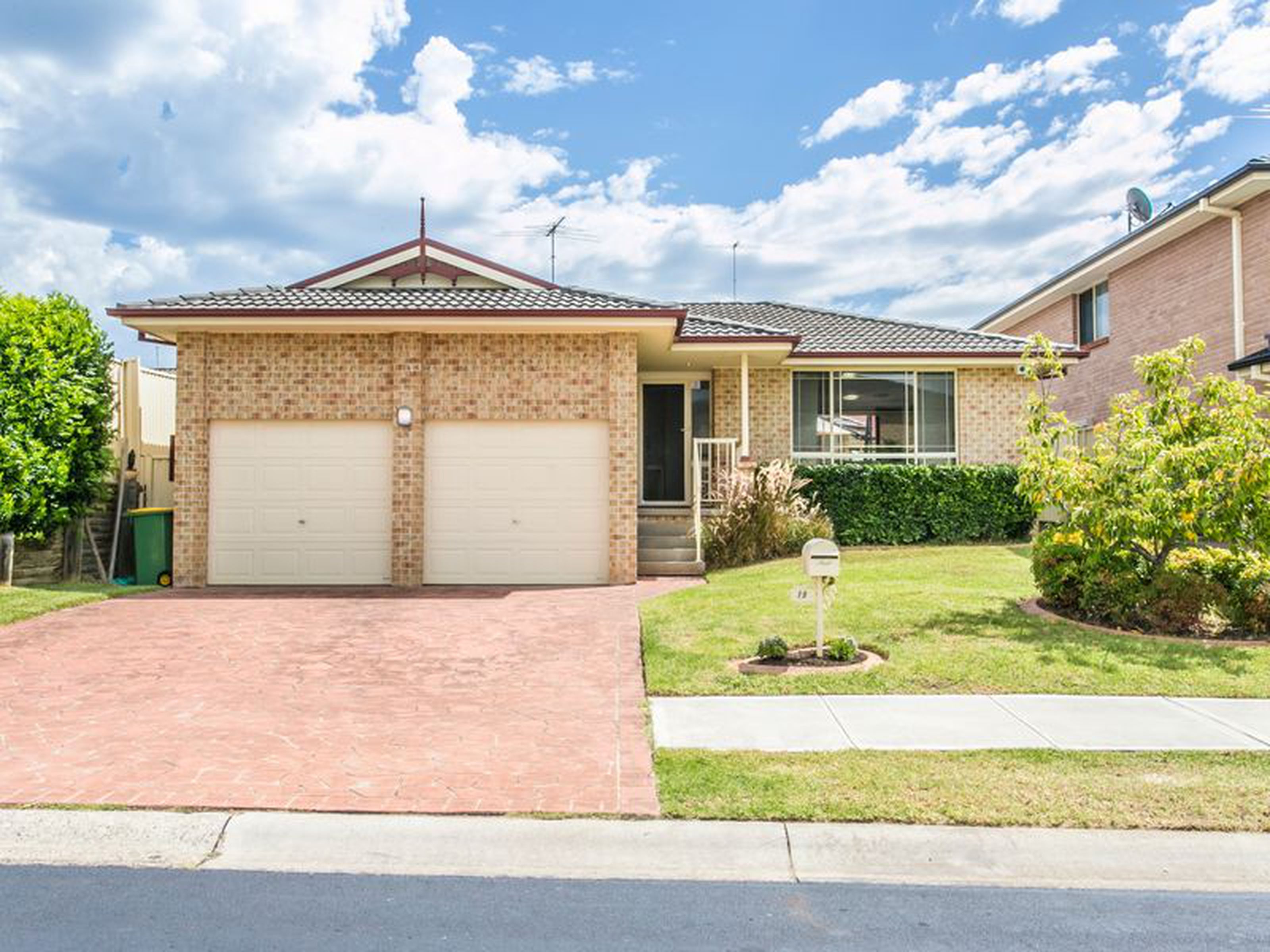 19 Tarrabundi Drive, GLENMORE PARK