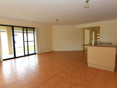 37 Wamara Crescent, Forster