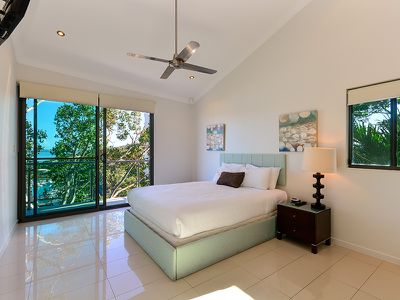 Barrier Reef House, 6 Marina Terrace, Hamilton Island