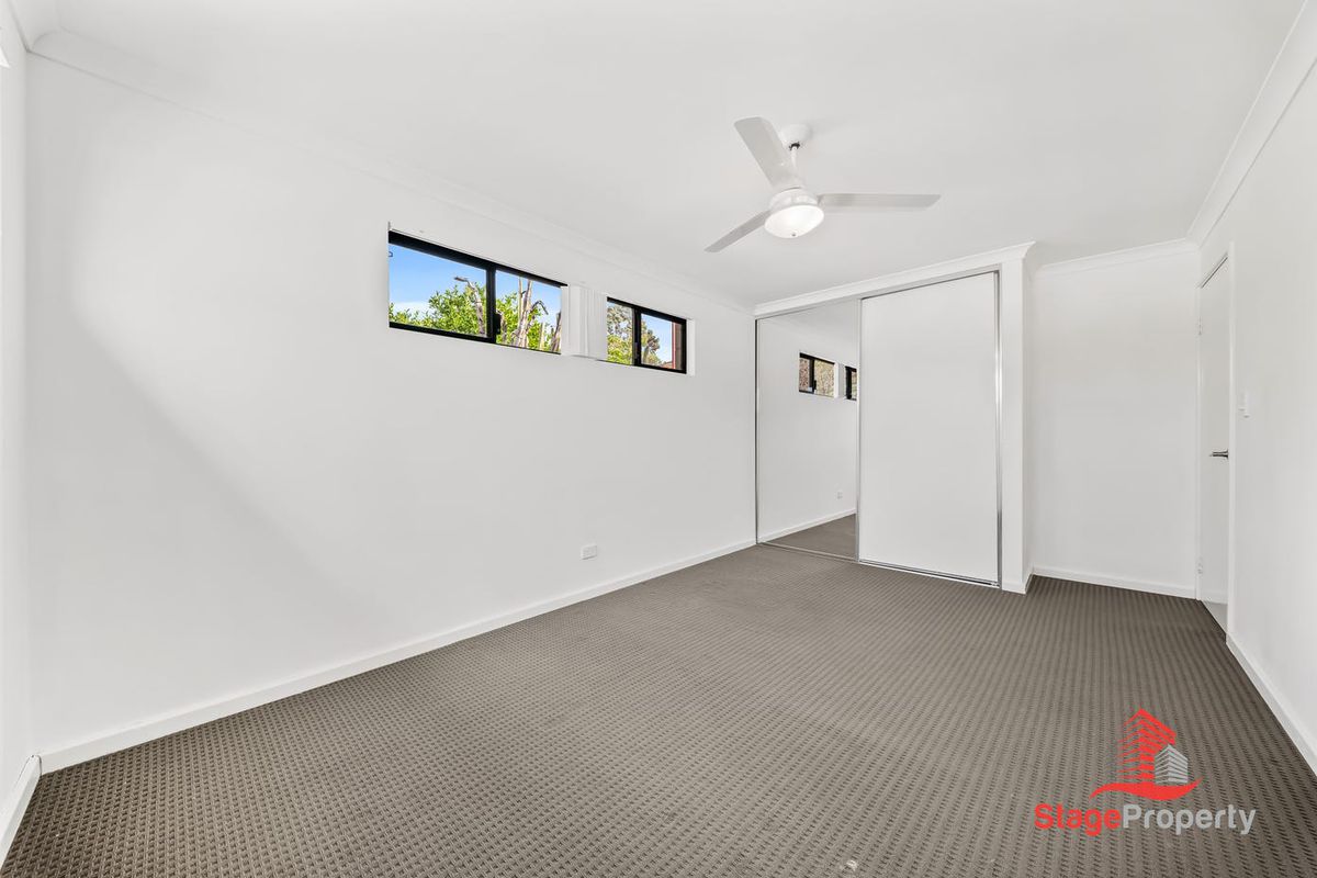 18 / 22 Rinaldo Crescent, Coolbellup