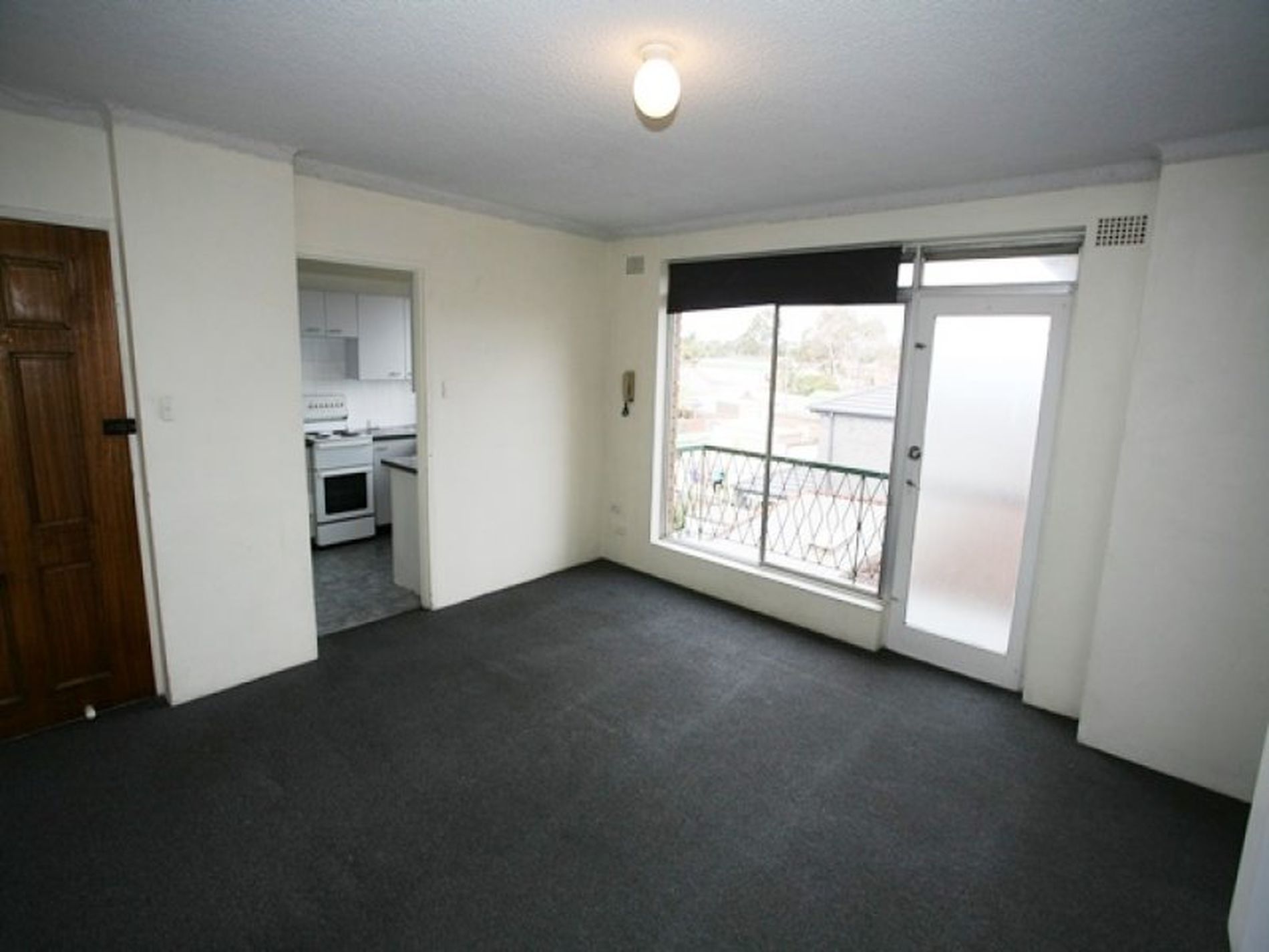 12 / 19A Johnson Street, Mascot