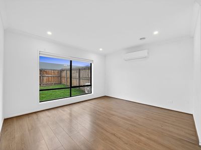 1 Selhurst Gr, Wyndham Vale