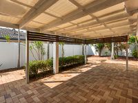 6 Santa Cruz Boulevard, Clear Island Waters