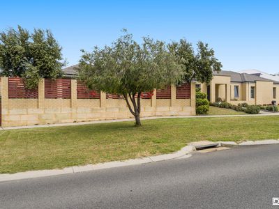 35 Roundhouse Parade, Jindalee
