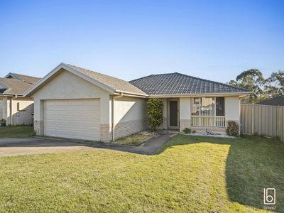 17 Primrose Drive, Hamlyn Terrace