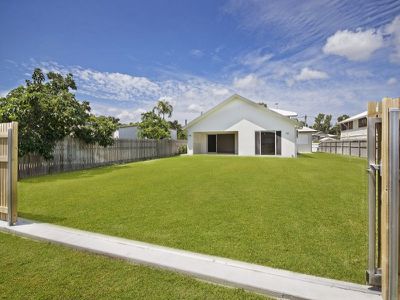 25 First Avenue, Railway Estate