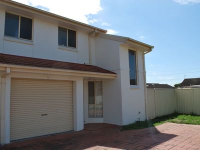 1 / 20 Station Street, Dapto