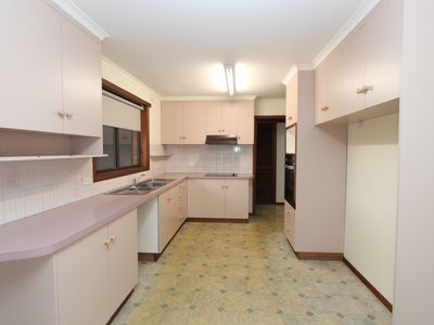 84 Merrivale Drive, Warrnambool