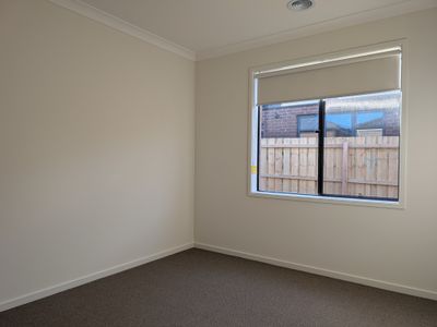 8 Paley Circuit, Mount Duneed