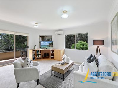 10 / 1 Blackwall Point Road, Abbotsford