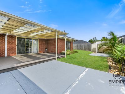 9 Broome Crescent, Cranbourne North