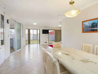 121 Shillington Way, Thornlie