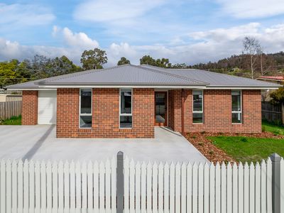 11A Emma Street, Cygnet